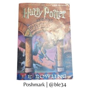 *SALE* Harry Potter And The Sorcerer's Stone Paperback Book